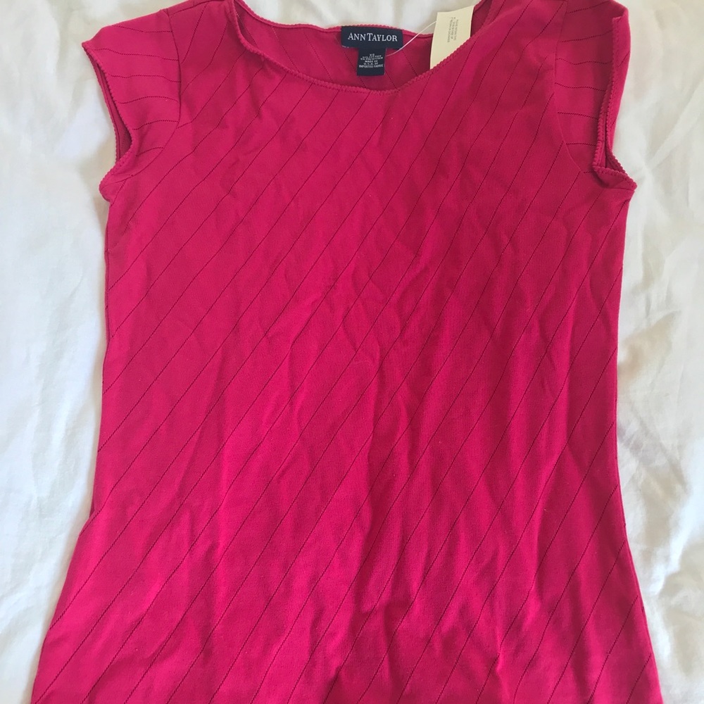 Ann Taylor hot pink tee
